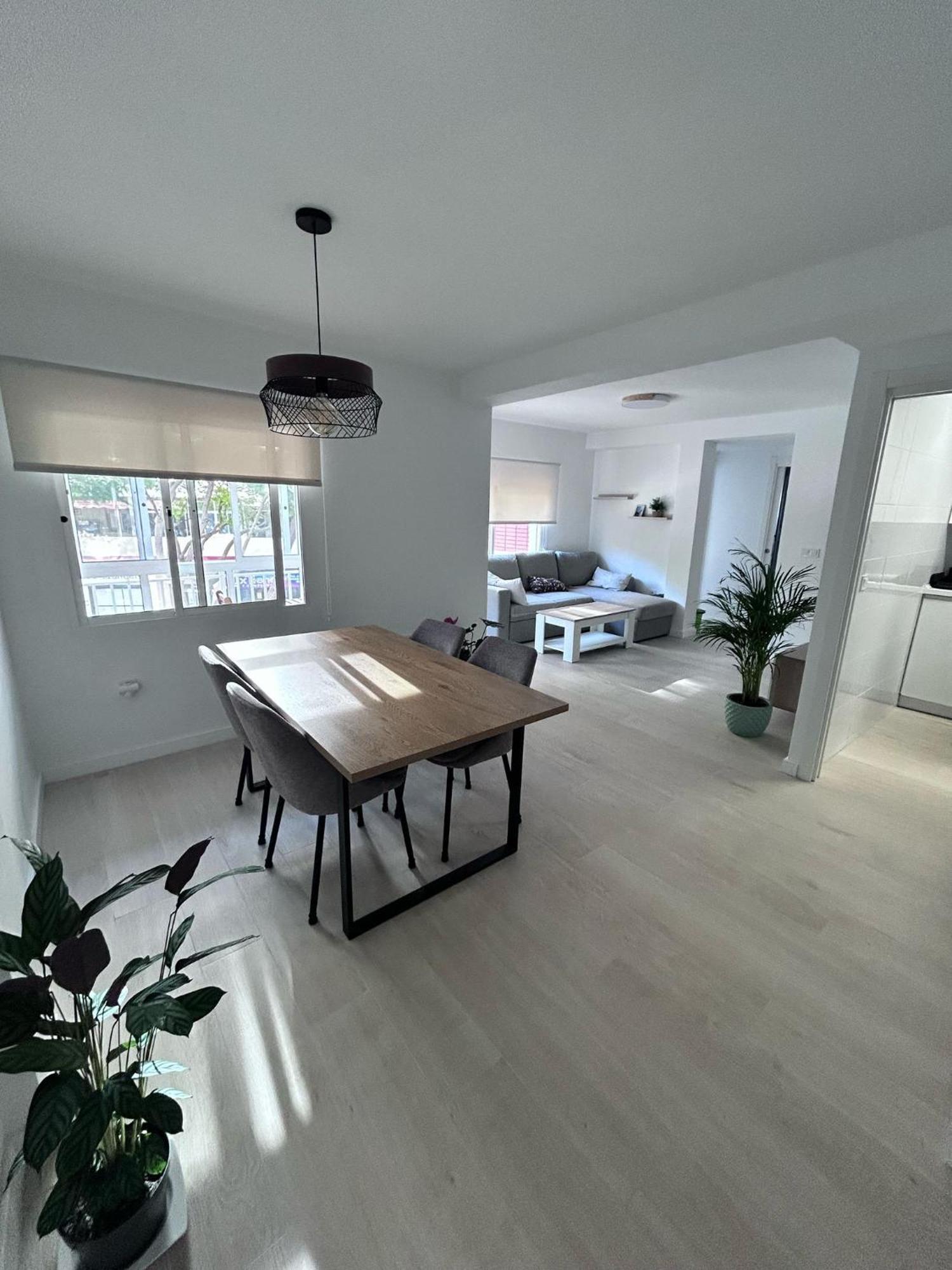 Sunny Apartment